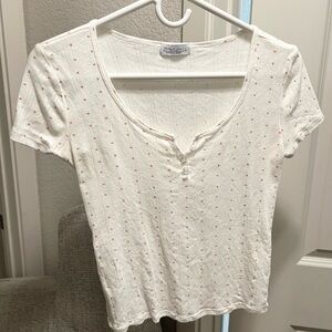 Brandy Melville White Top with Pink Hearts Large - Like New